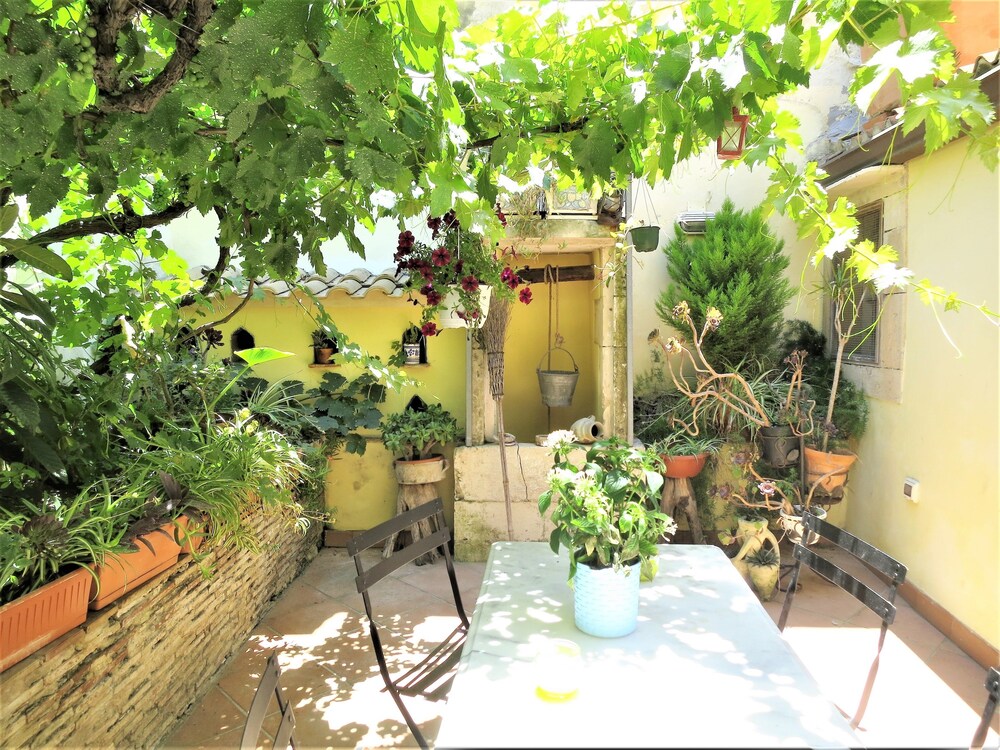 Apartment (Suite) - Terrace/Patio