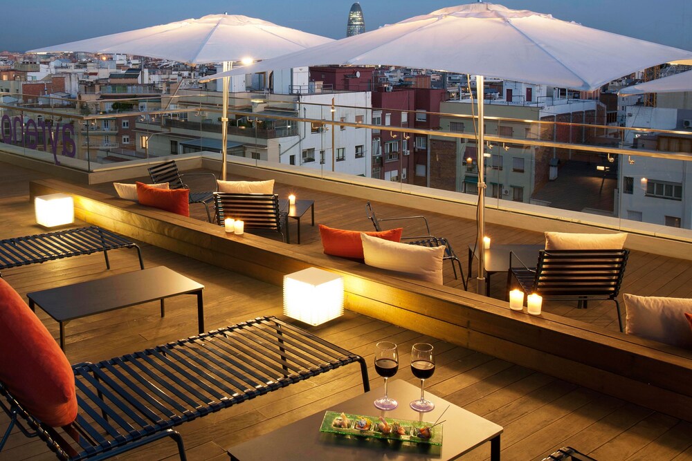 Sundeck