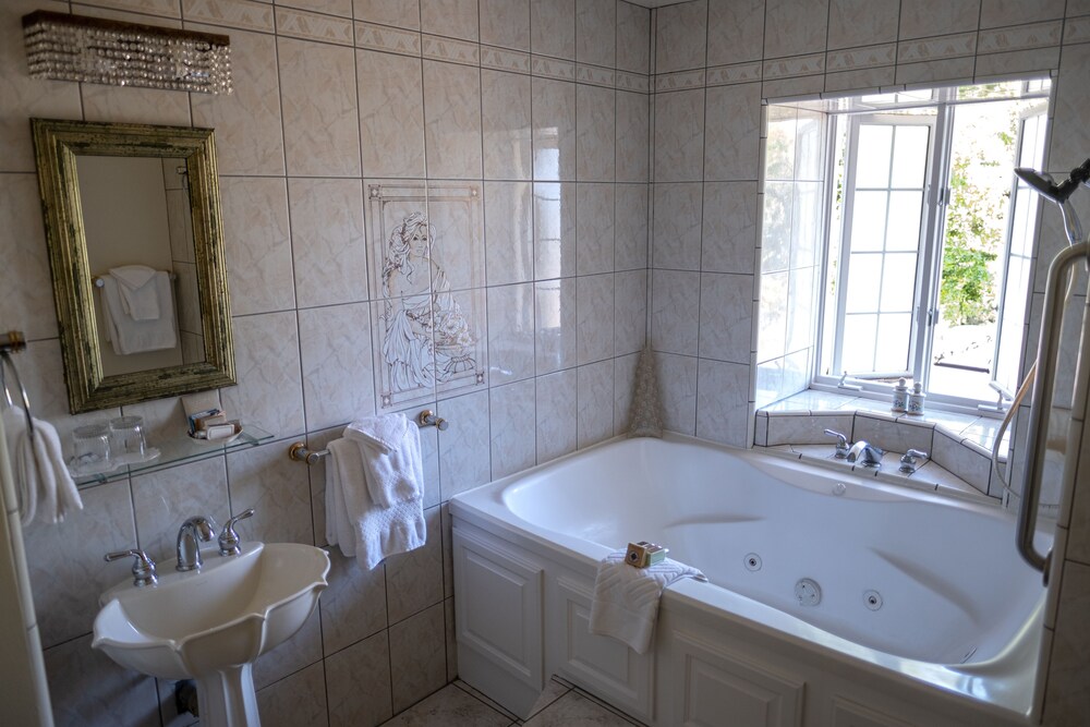 Jetted Tub