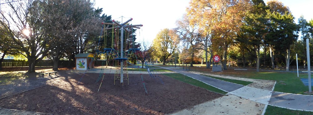Childrens Play Area - Outdoor