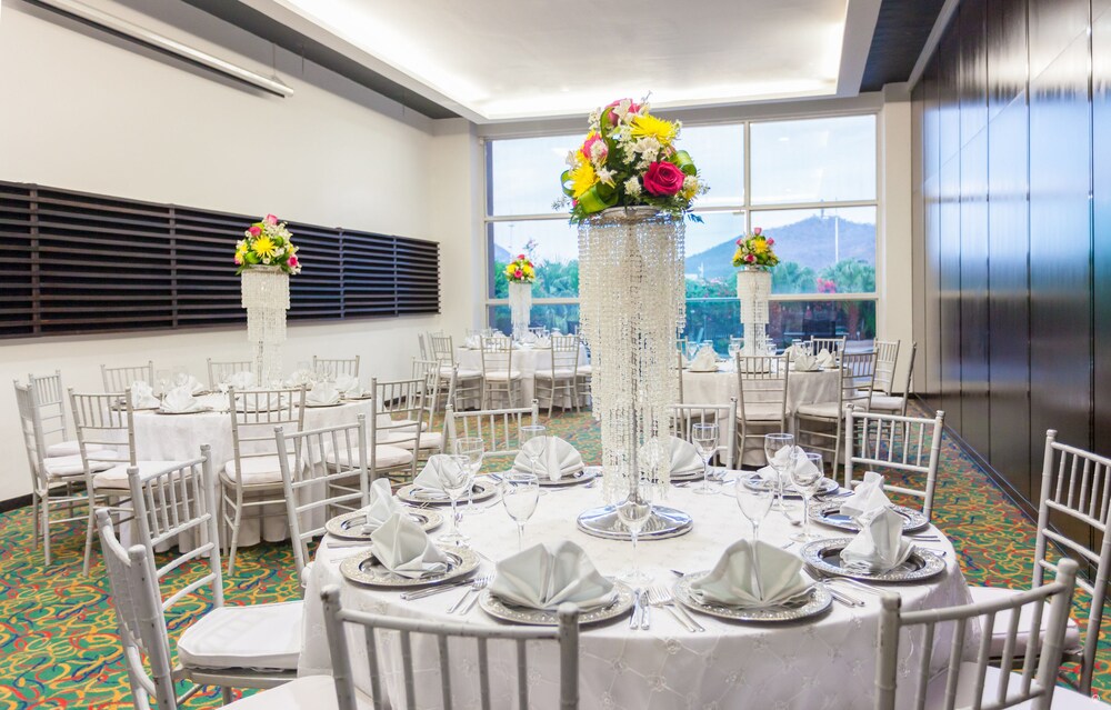 Indoor Wedding