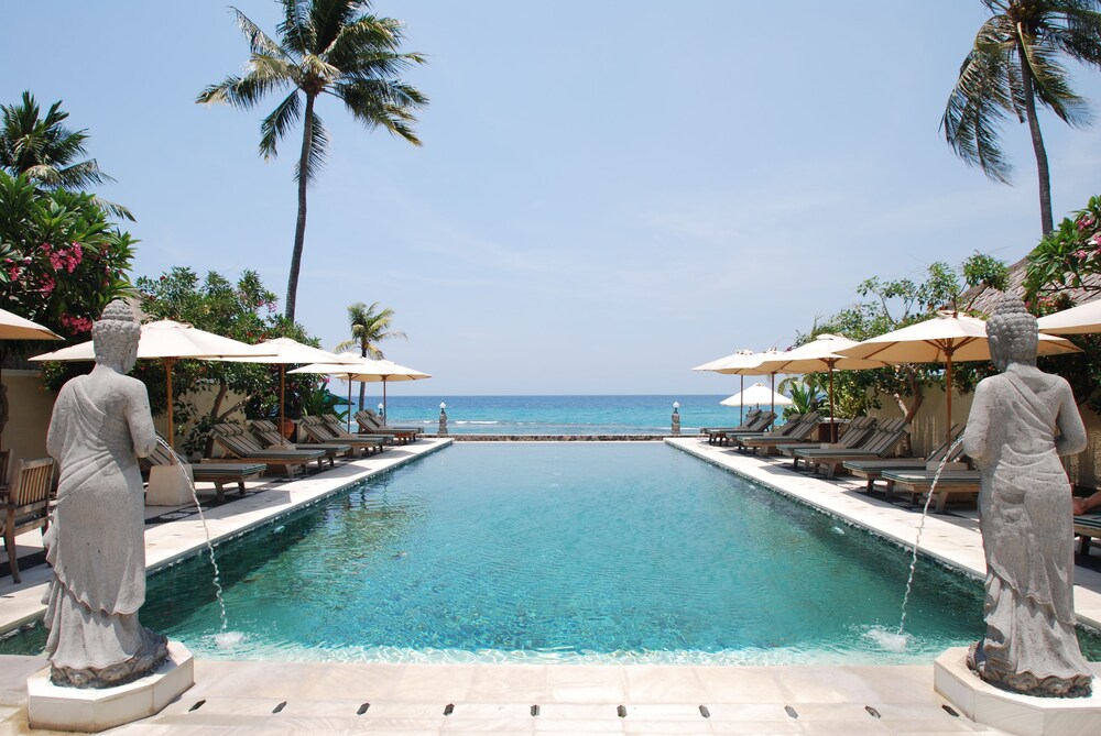 Infinity Pool