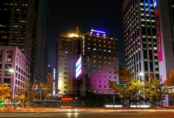 Hotel Front - Evening/Night