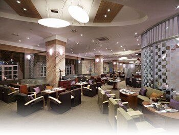 Hotel Lounge