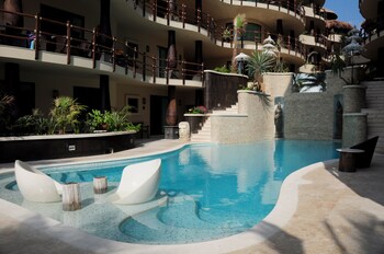 Indoor/Outdoor Pool