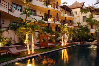 Indoor/Outdoor Pool