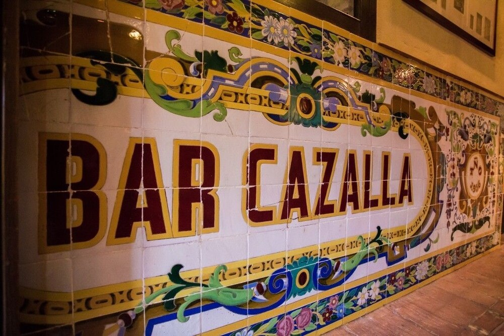 Hotel Bar