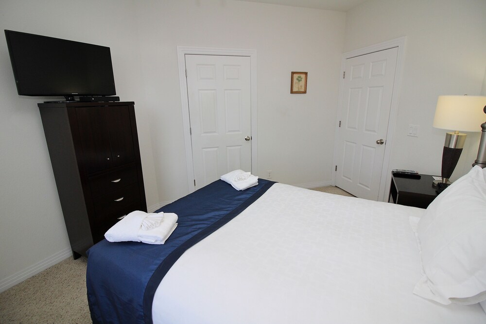 객실 (3 bedroom/2 bathroom premium condo)