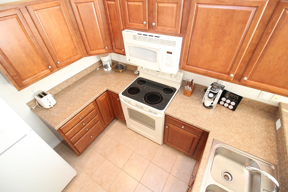 객실 내 주방 (2 Bedroom/2 Bathroom Premium Condo)