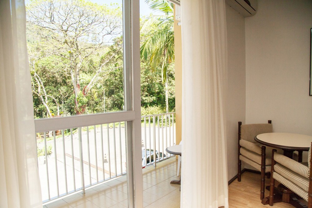 Guestroom View