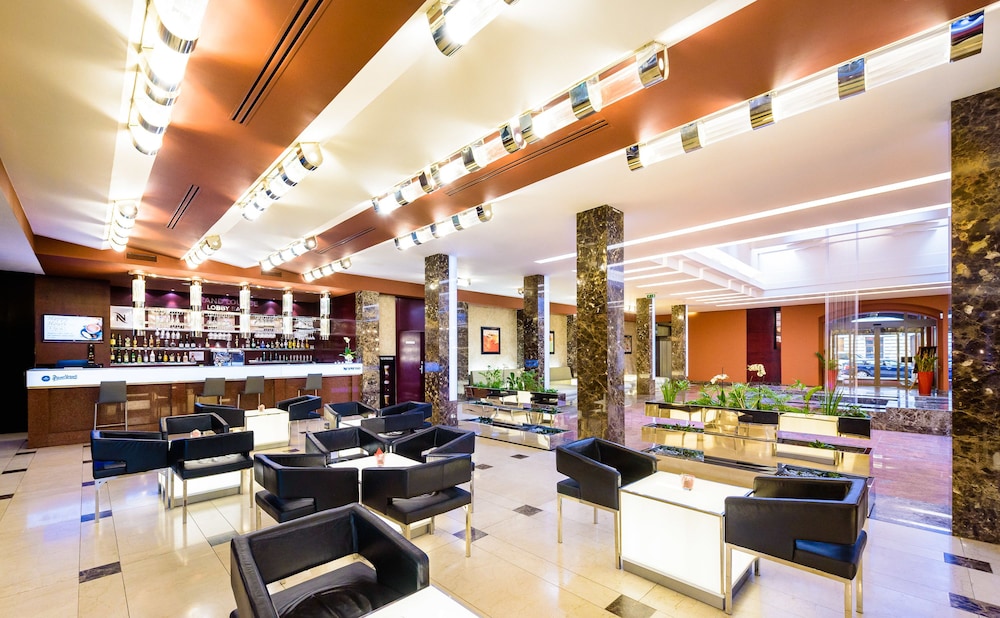 Hotel Bar