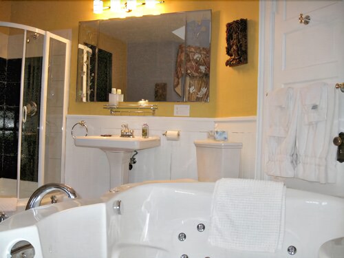 Jetted Tub