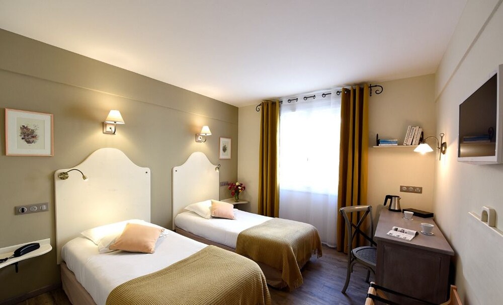 Guestroom