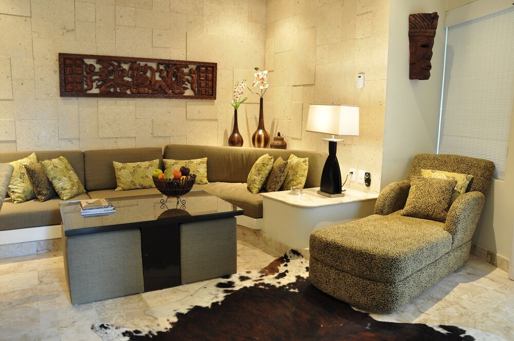 Standard Room, 3 Bedrooms - Living Area
