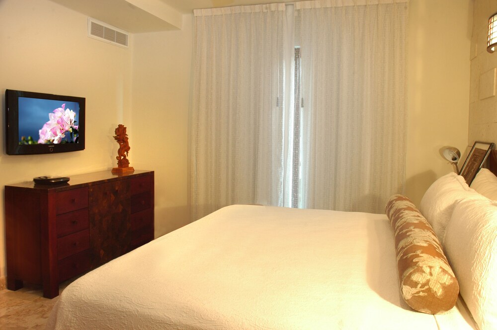 Penthouse, 3 Bedrooms - Guestroom