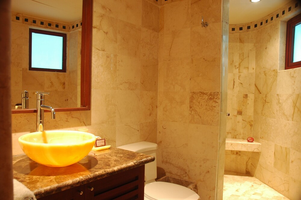 Standard Room, 1 Bedroom - Bathroom