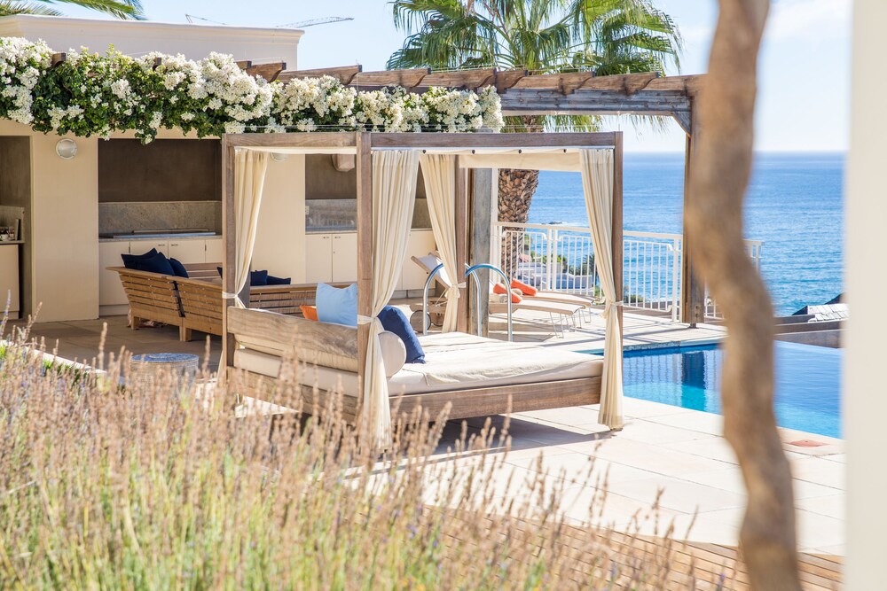 Sundeck