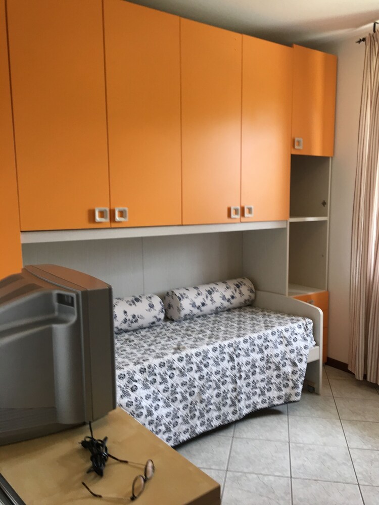 Standard Apartment, 2 Bedrooms - Guestroom