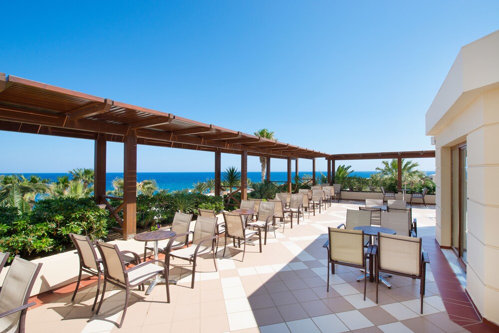 Bar (on property), Iberostar Creta Panorama & Mare