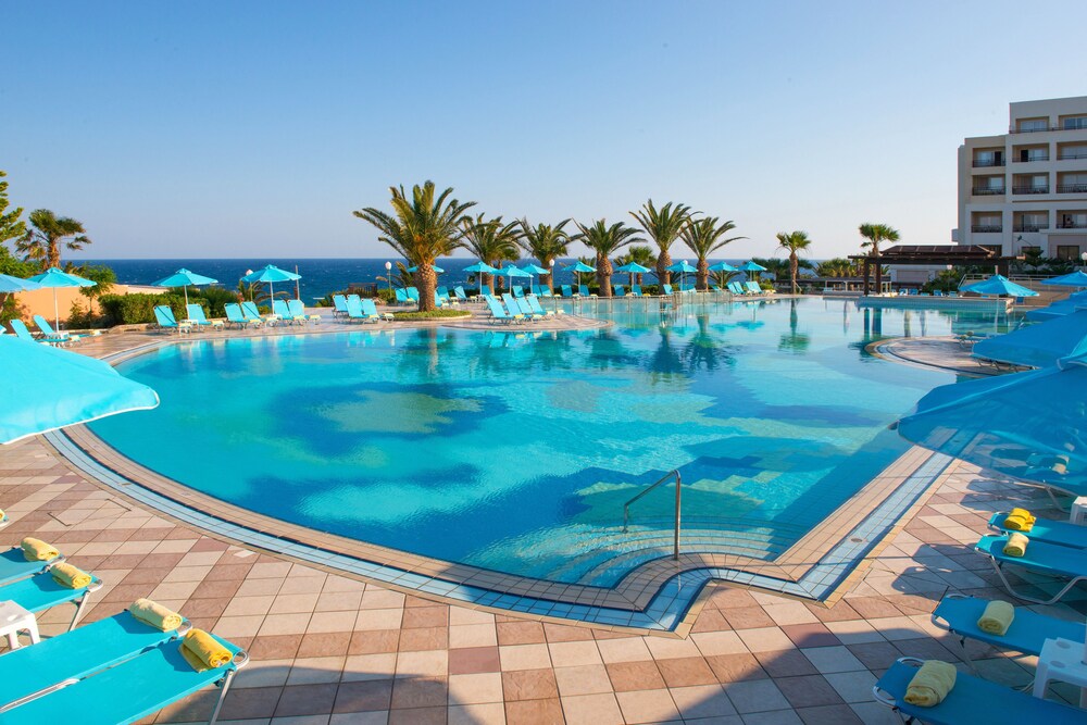 Outdoor pool, Iberostar Creta Panorama & Mare