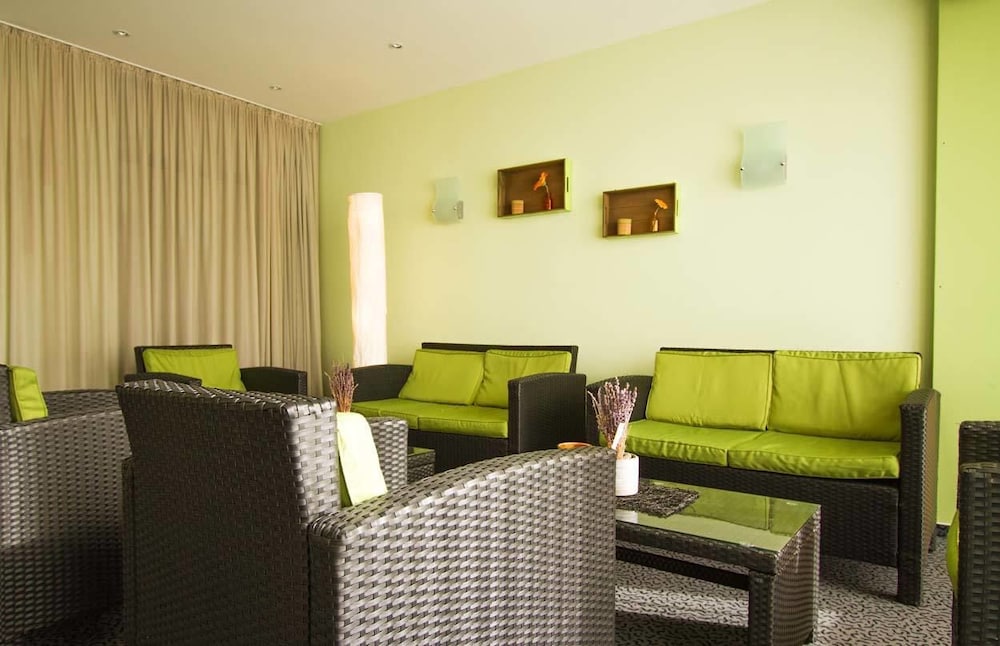 Lobby-Lounge