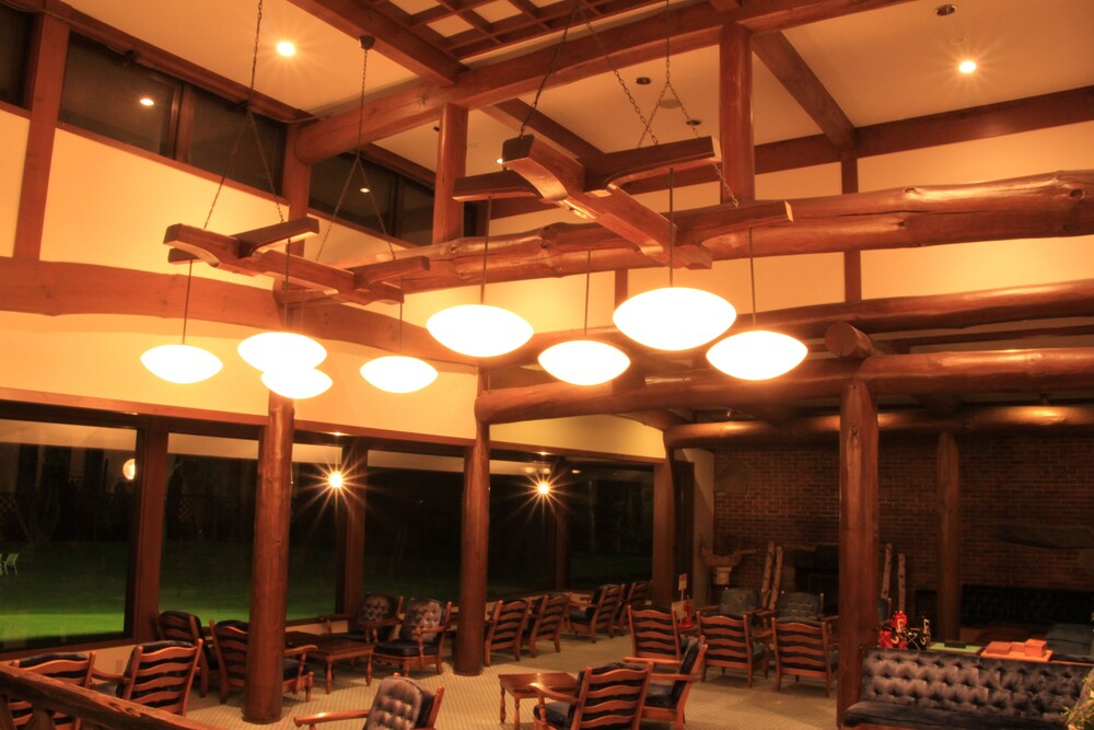 Hotel Lounge