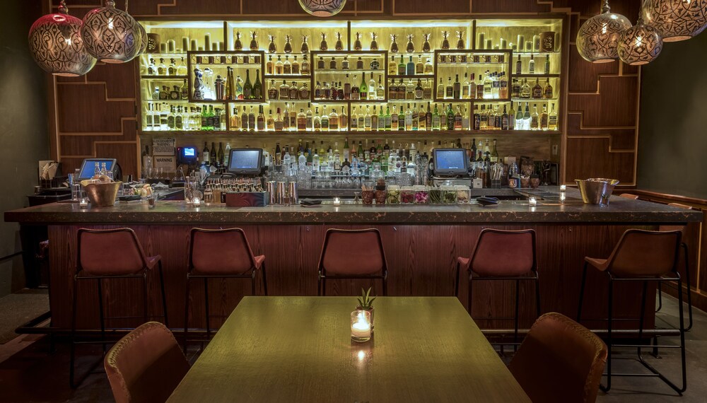 Hotel Lounge