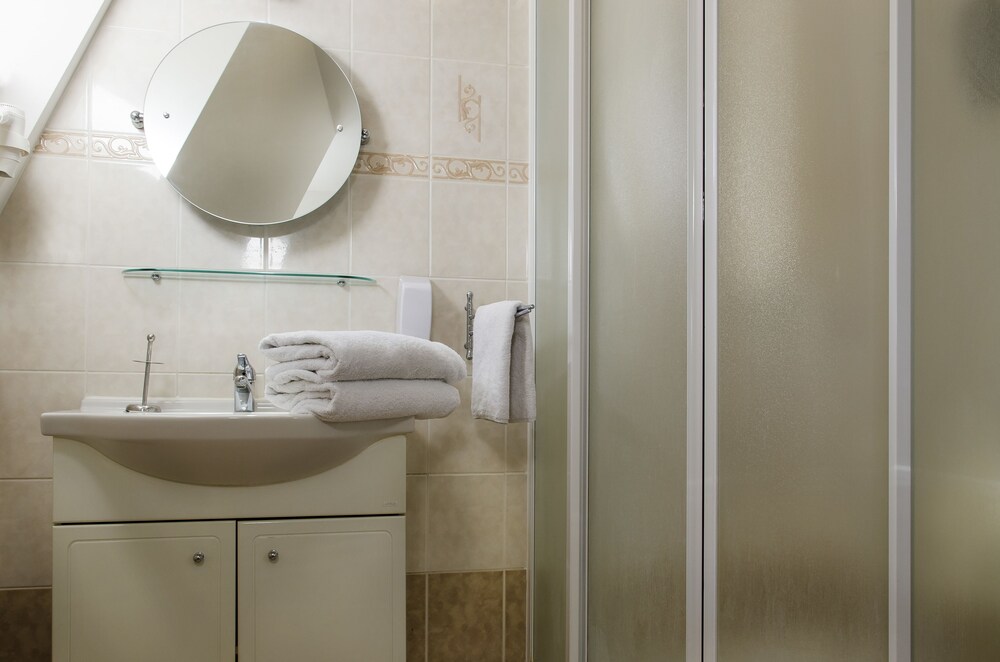 Premium Apartment, 1 Bedroom - Bathroom