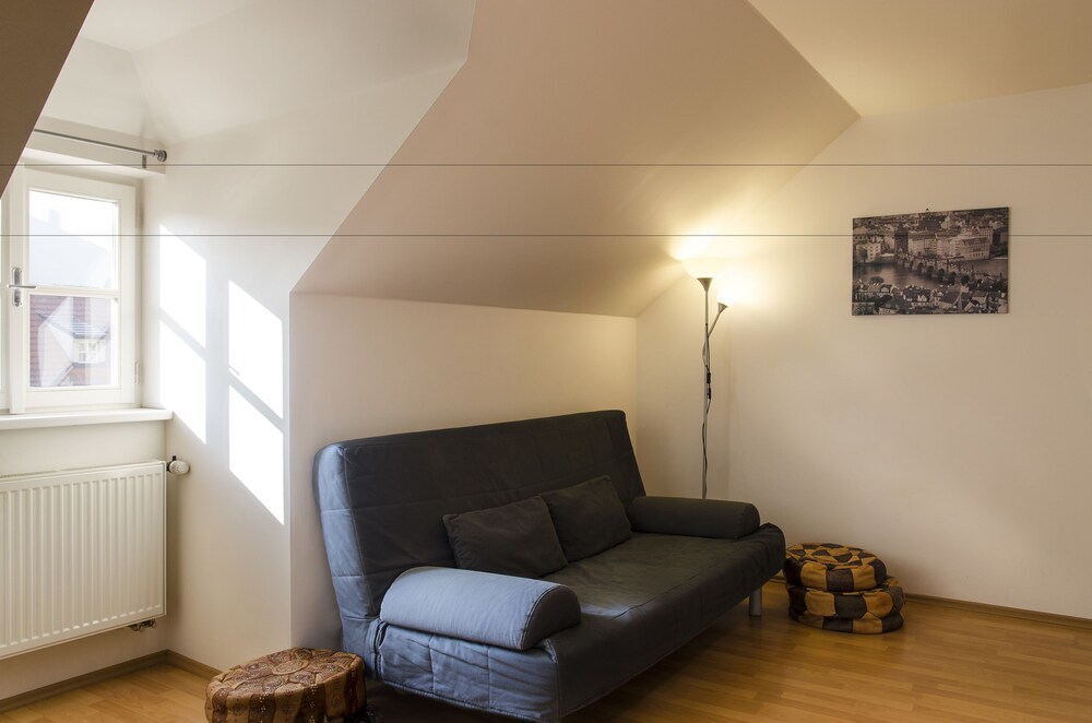 Premium Apartment, 1 Bedroom - Living Room