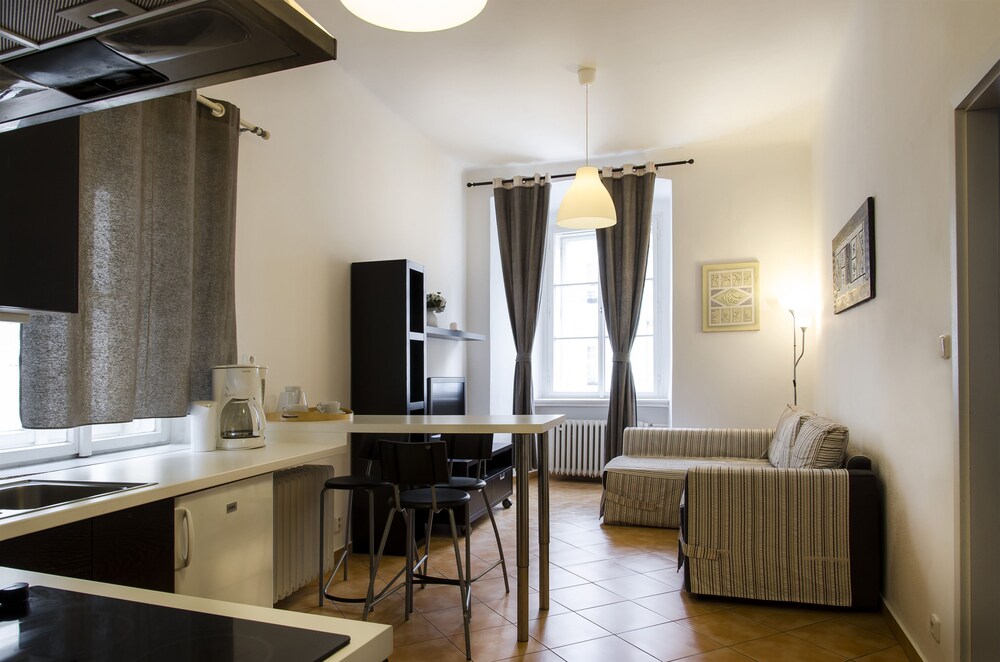 Superior Apartment, 1 Bedroom - Living Room