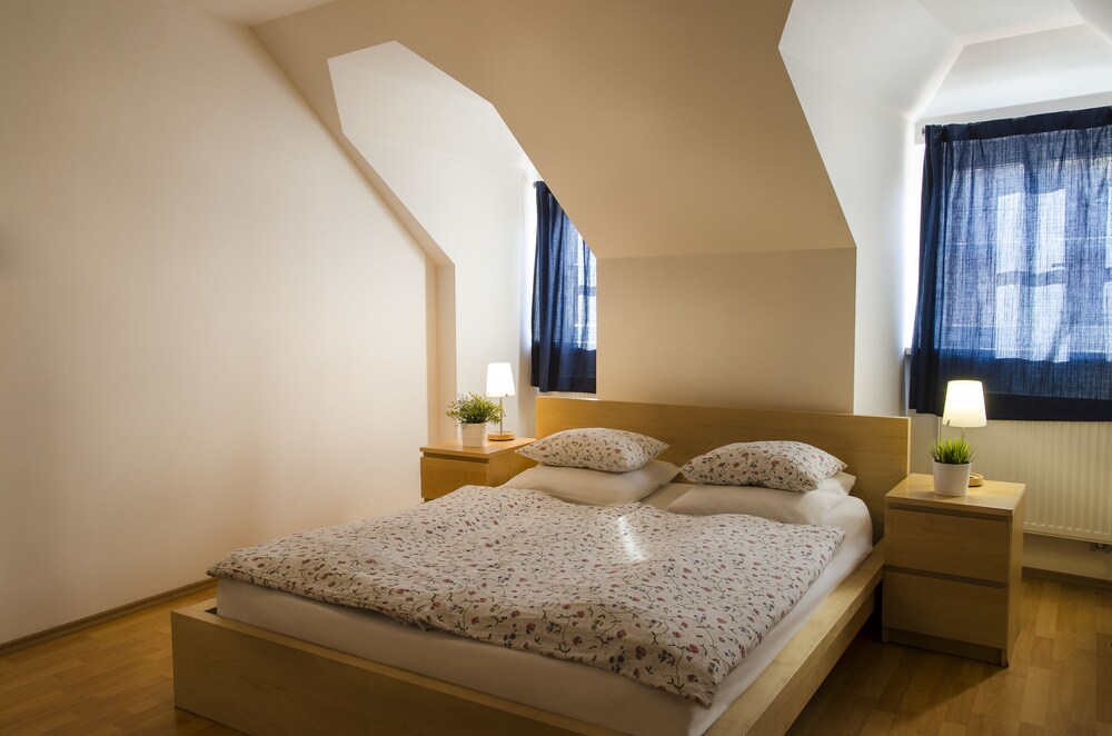 Premium Apartment, 1 Bedroom - Guestroom