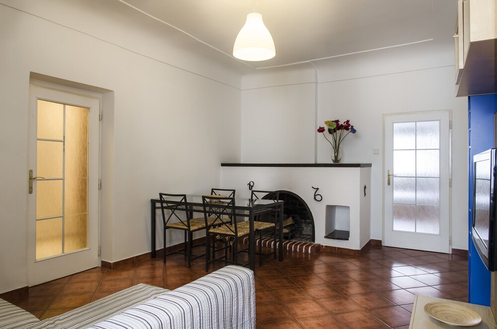 Family Apartment, 2 Bedrooms - Living Room