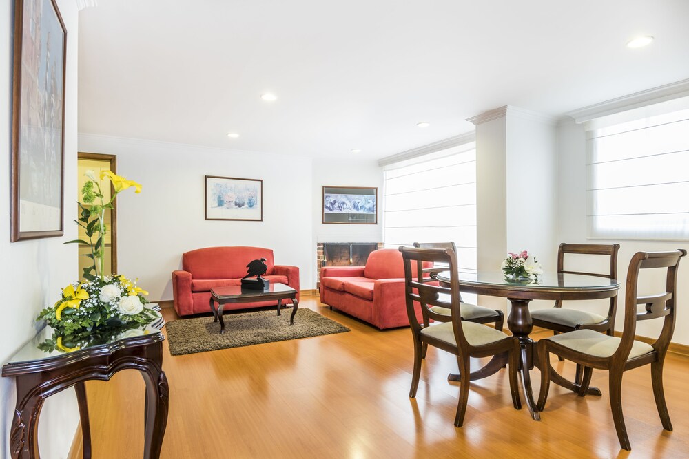 Family Apartment, 2 Bedrooms - Living Room