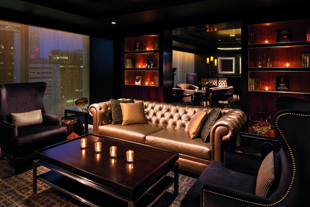 Hotel Lounge