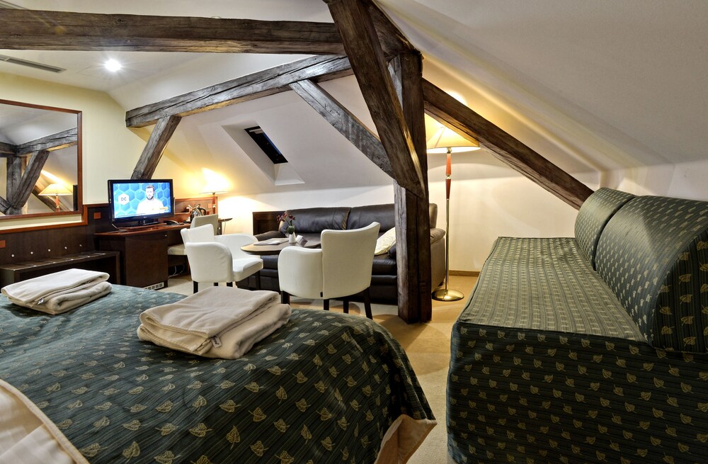 Guestroom