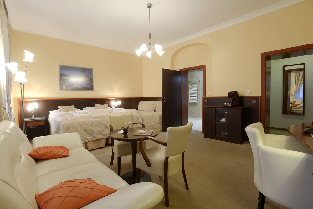 Guestroom