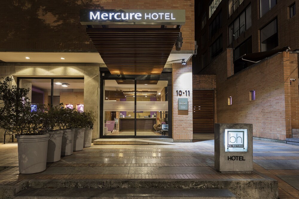 Hotel Front - Evening/Night