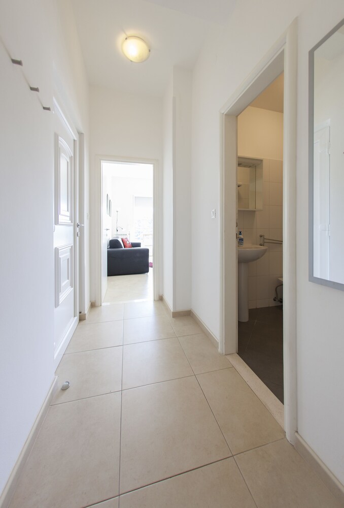 Premium Apartment, Sea View - Guestroom