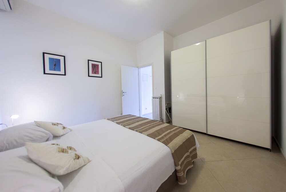 Premium Apartment, Sea View - Guestroom