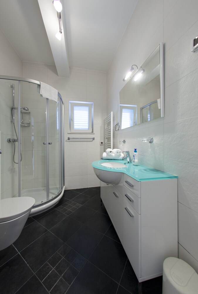 Deluxe Apartment, Balcony, Sea View - Guestroom
