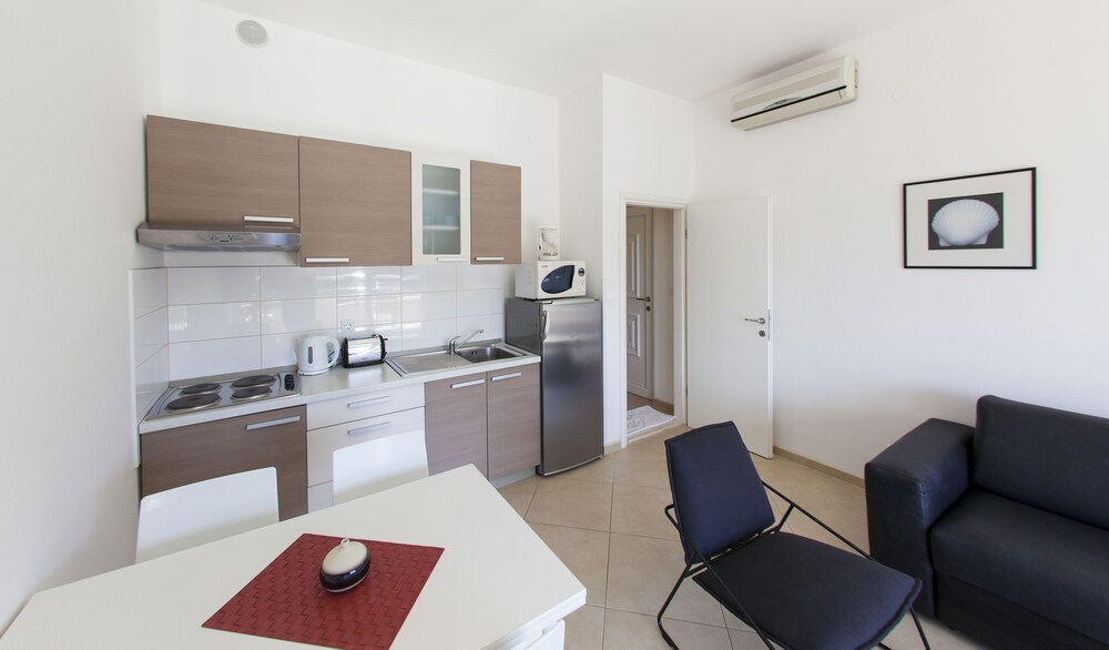 Premium Apartment, Sea View - Guestroom