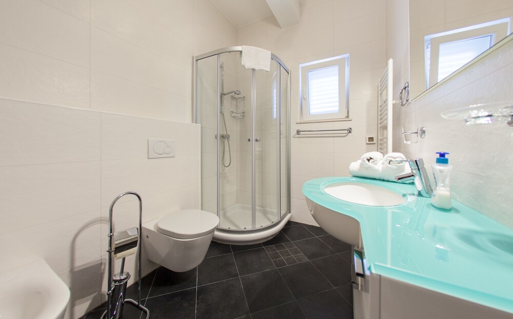 Deluxe Apartment, Balcony, Sea View - Guestroom