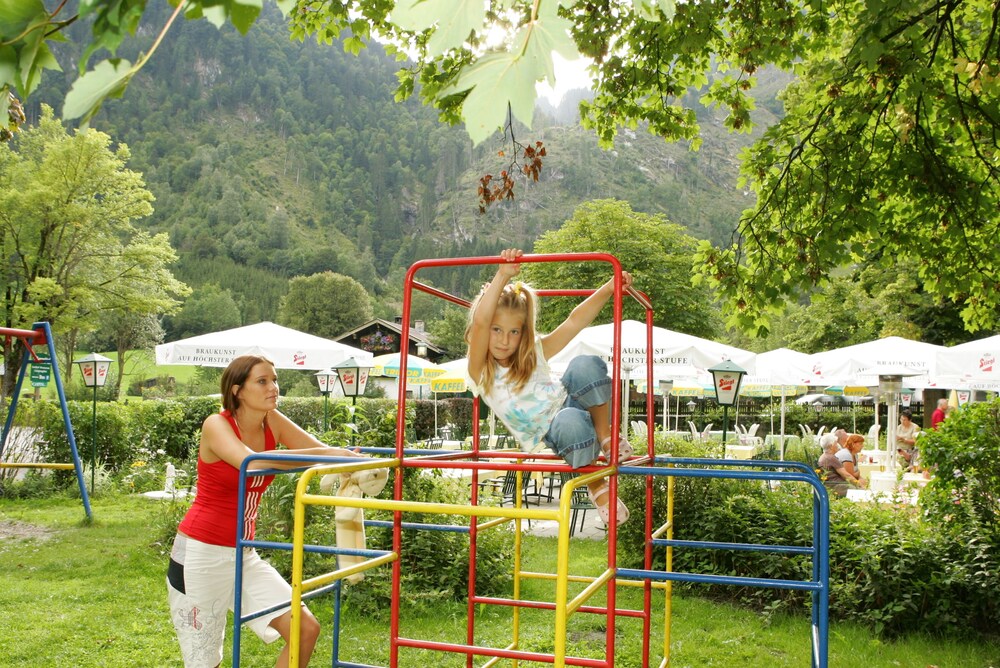 Childrens Play Area - Outdoor
