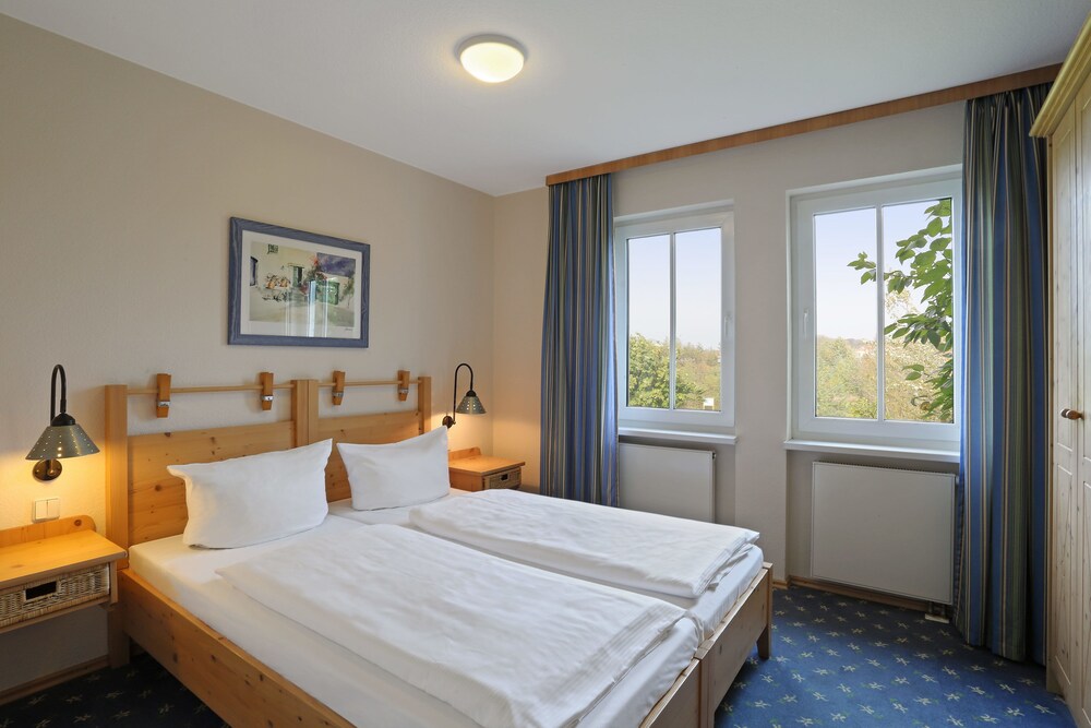Zimmer (Familienappartement mit 2 Schlafräumen, 62 qm, Typ 5)