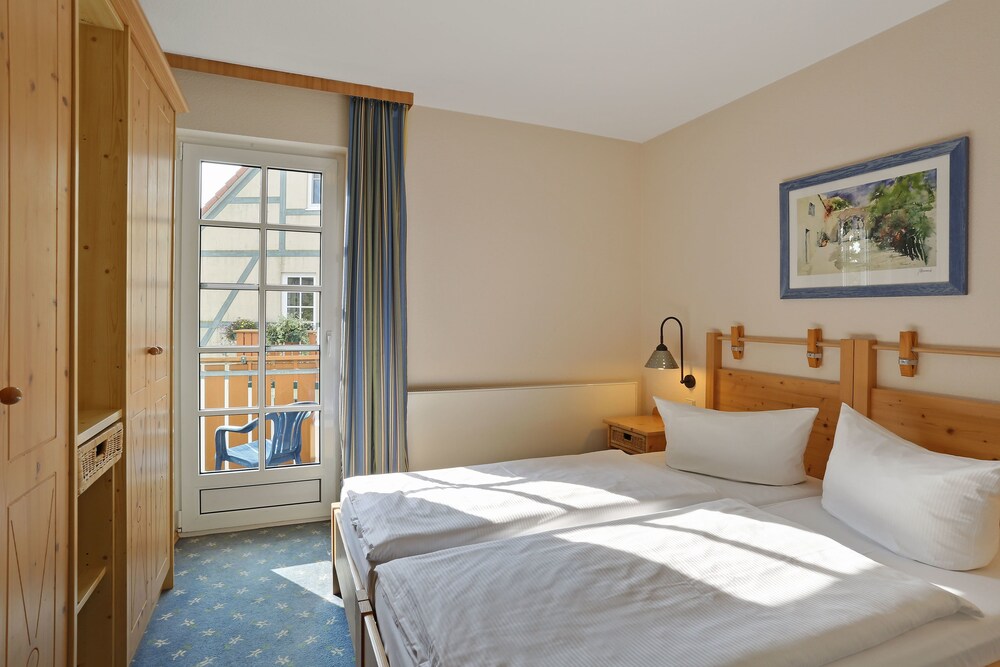 Wohnzimmer (Appartement mit 2 Schlafräumen, 62 qm, Typ 4)