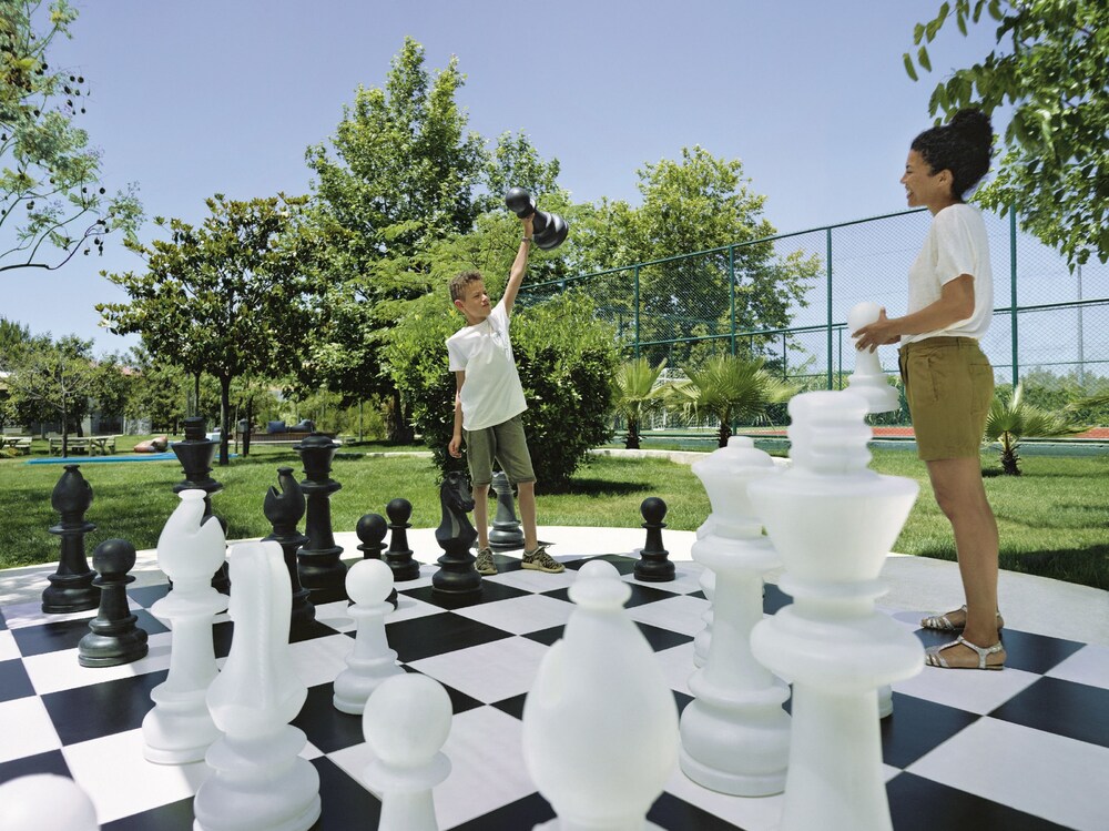 Childrens Play Area - Outdoor