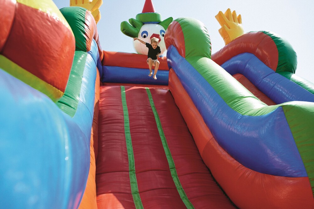 Childrens Play Area - Outdoor