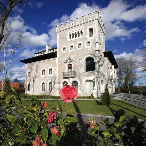 Fachada del hotel