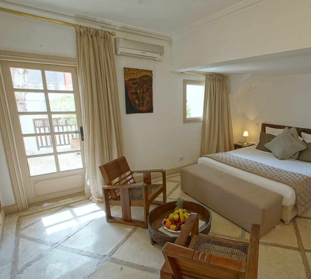 Guestroom