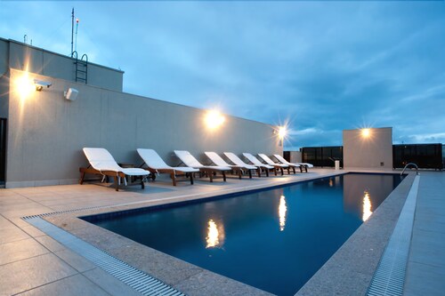 Piscina no terraço